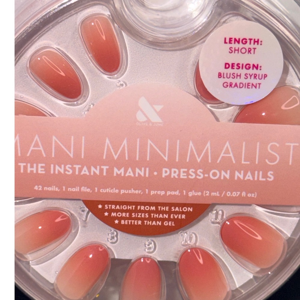Olive & June Mani Minimalist Press-On Nails Short Blush Syrup Gradient 42ct